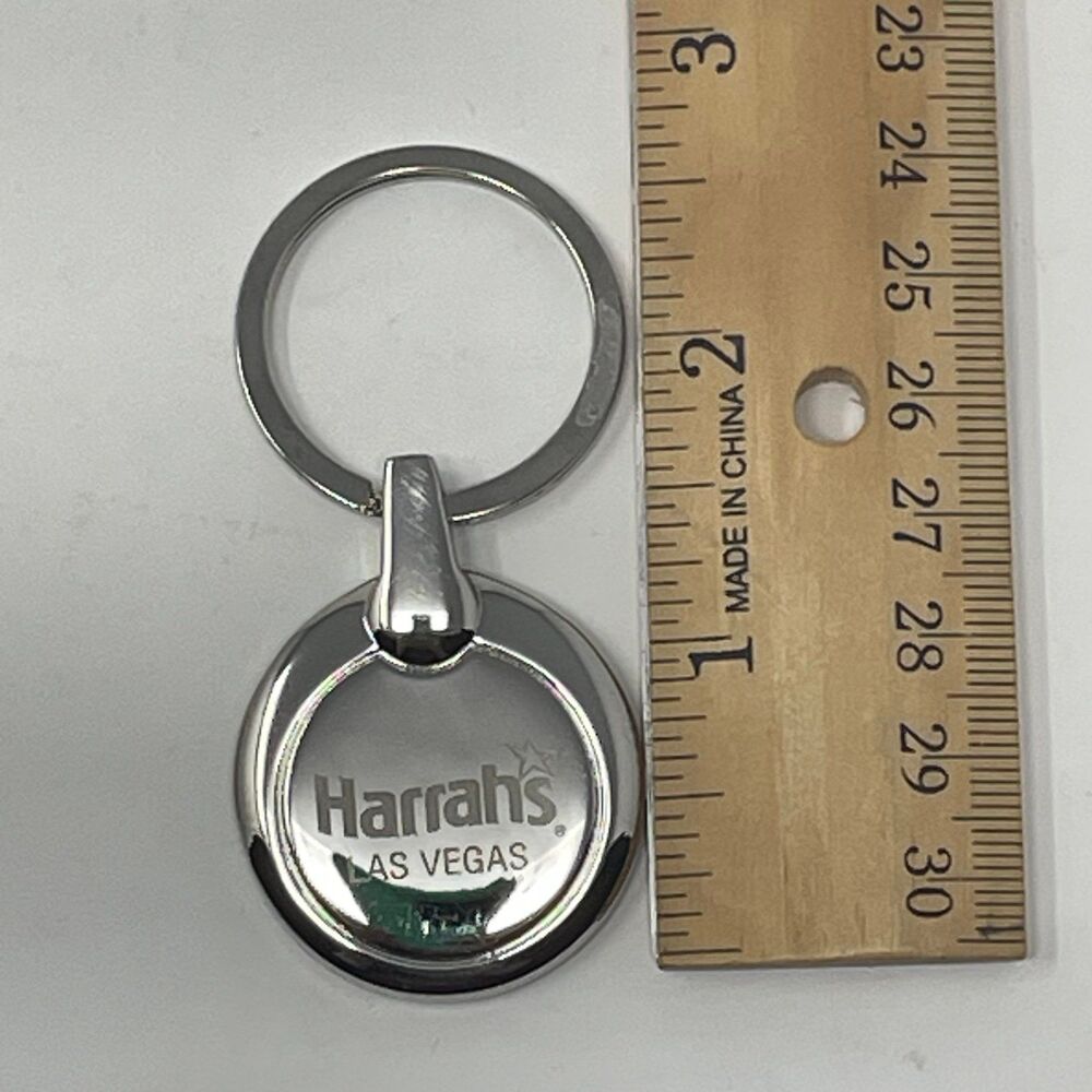 Vtg‎ Harrah's Las Vegas Silvertone Keychain & Box - Picture 7 of 8